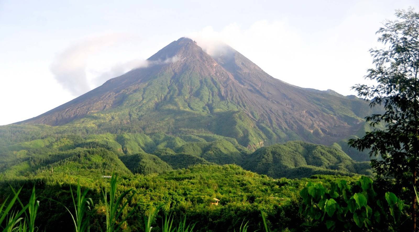 Borobudur, Prambanan Temple & Merapi Volcano Tour